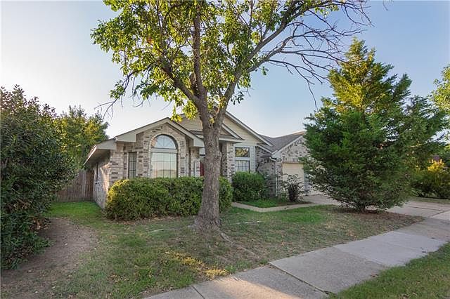 1st image of 5108 Yaupon Dr