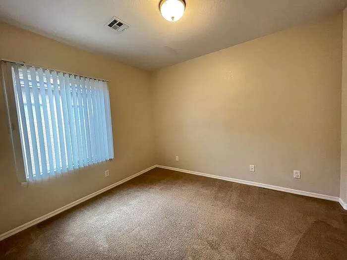 2928 Pitgaveny Ave — Photo 6