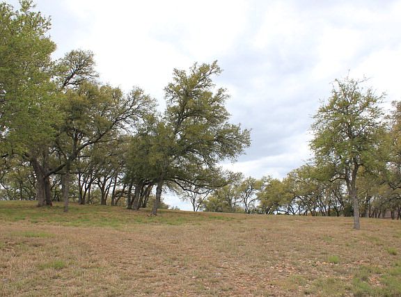 3rd image of 138 Regent Pass