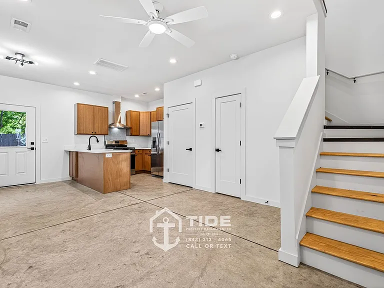5812 Knight St — Photo 9