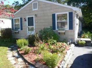 25 Walsh Ave, Barrington, RI 02806