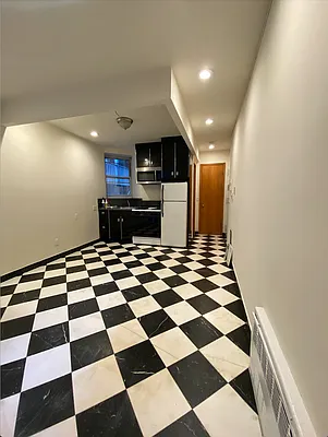 Rented by Manhattan Dwelling Corporation | media 5