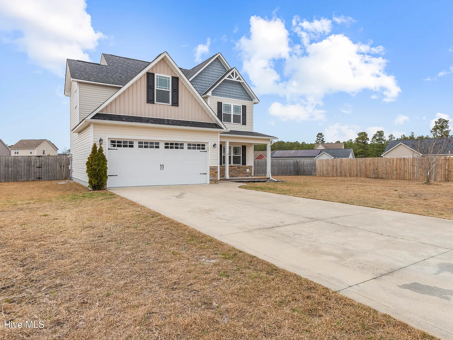 3 bed, 2.5 bath, $1,800 — Photo 3