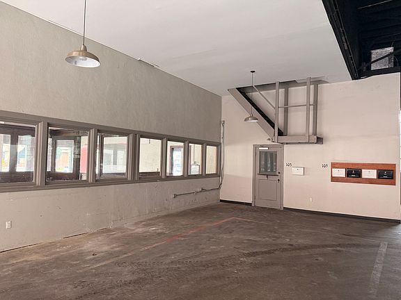 2nd image of 105 Pendleton St #100