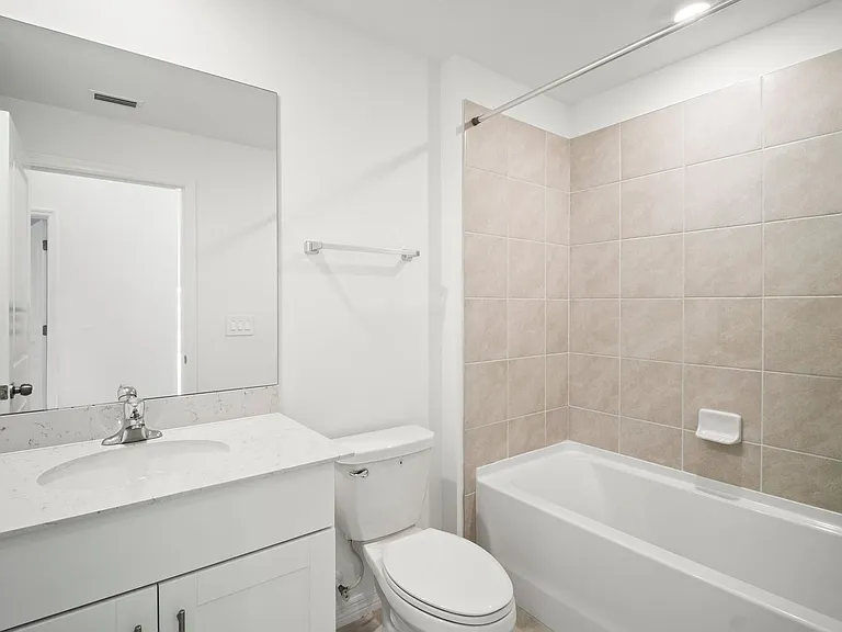 17556 Monte Isola Way — Photo 23