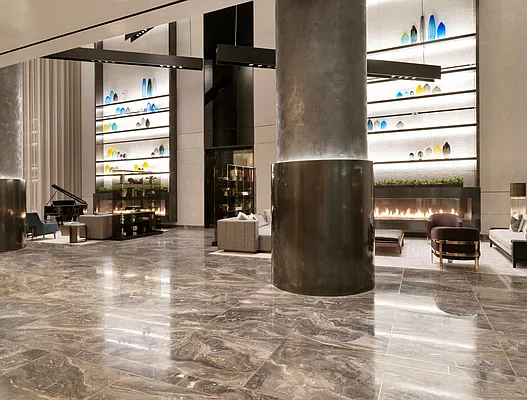 Rented by Extell Marketing Group LLC | media 44