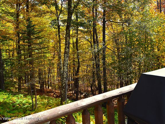 4th image of 4737 Weaver Hollow Road