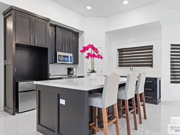 7283 Rain Forest Dr, Brownsville, TX 78520