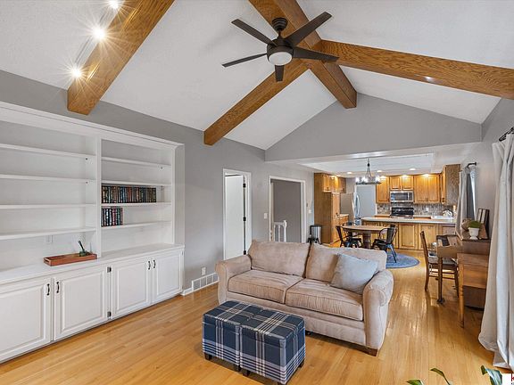 4th image of 15616 Westchester Cir