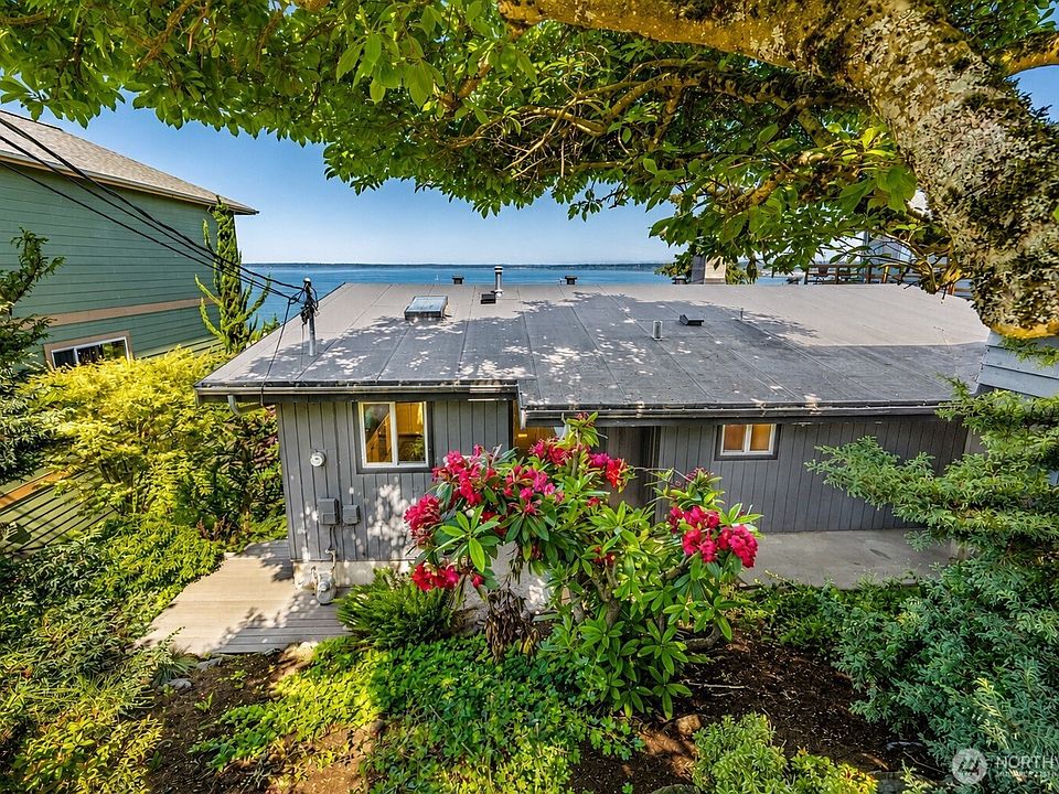 1st image of 224 Forest Lane