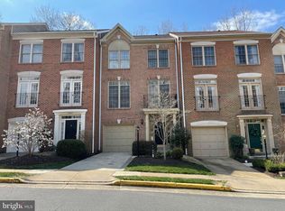 11405 Summer House Ct, Reston, VA 20194