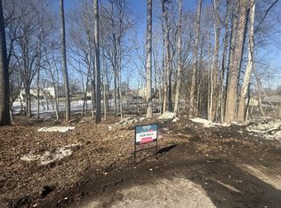 140 Queens Ct, Clarksville, TN 37043