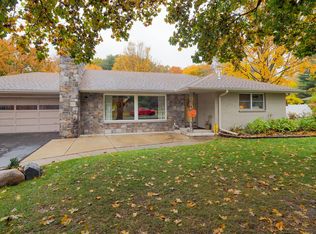 3583 Springbrook Ave, Kalamazoo, MI 49004