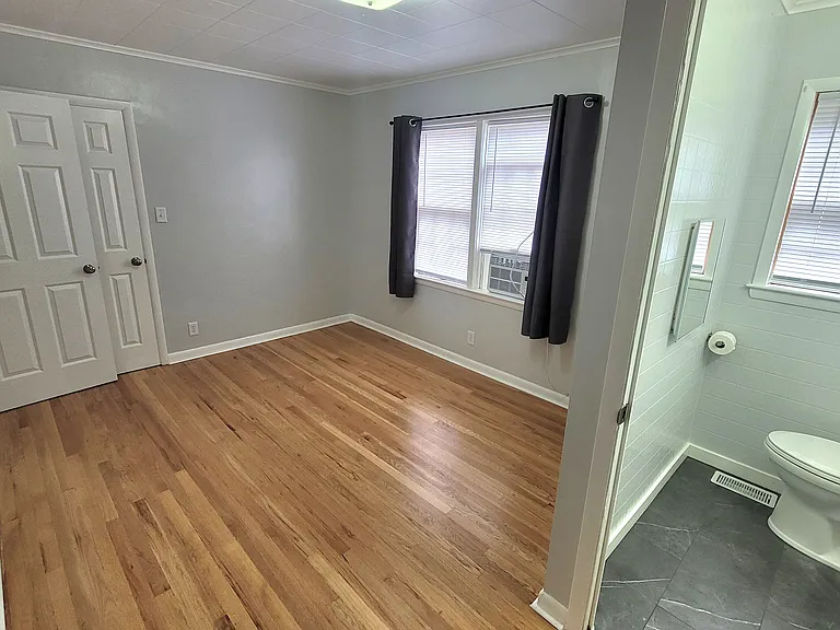 304 N 12th St #2 — Photo 8