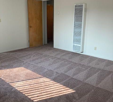 2nd image of 805 Opal Dr APT 2