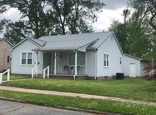 1409 E Sycamore St, Vincennes, IN 47591
