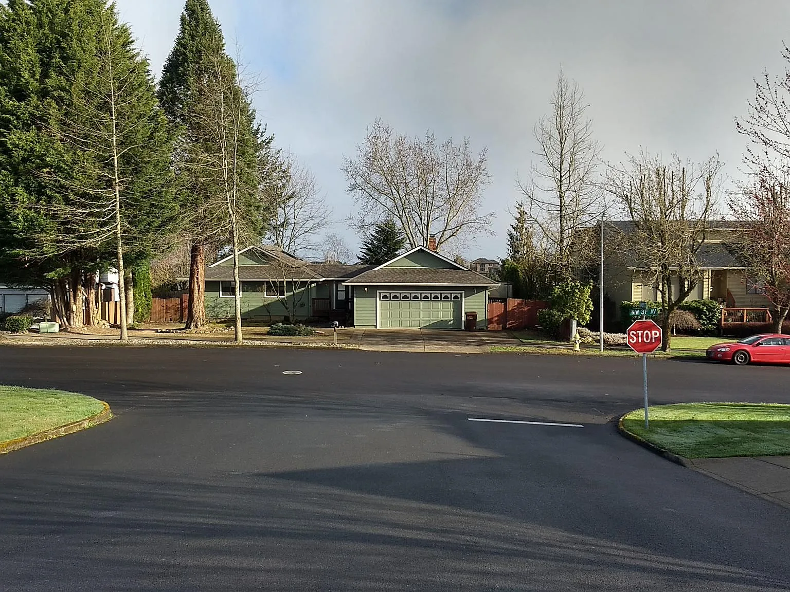 3 bed, 1749 sqft, $2,600 — Photo 2