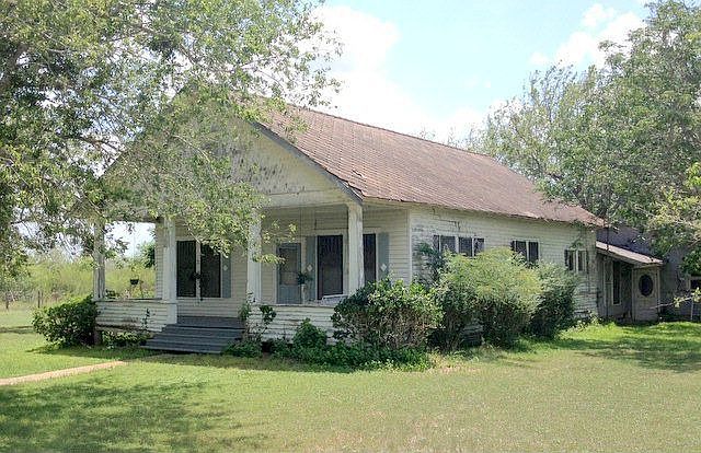 1st image of 1030 Us Highway 183 N
