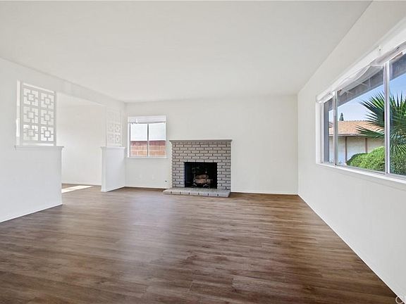 4th image of 417 E Bradrick Dr
