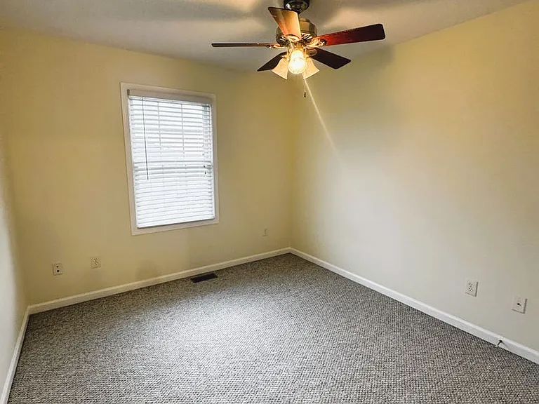 1422 Founders Way — Photo 20