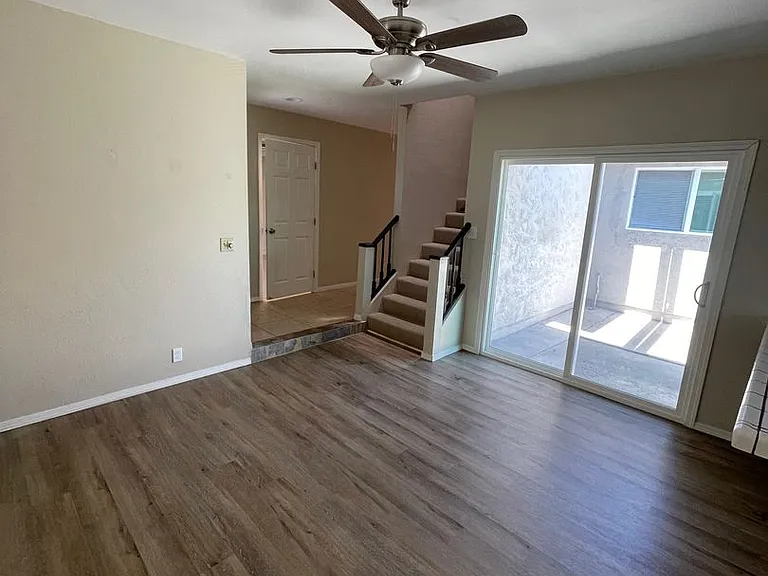 483 Quail Ct — Photo 22