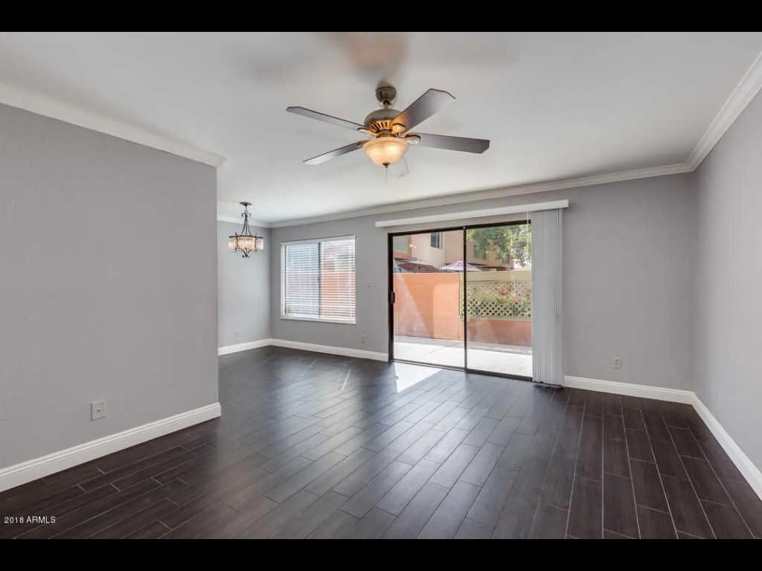 2 bed, 955 sqft, $1,900 — Photo 3