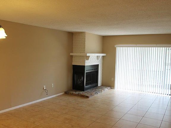 5th image of 115 Martha Ln #115