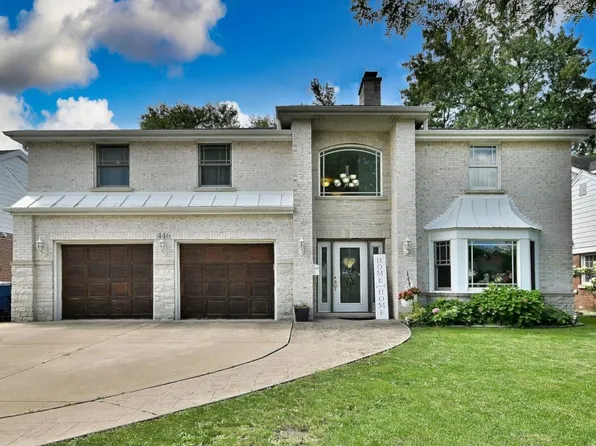 446 S Stratford Ave, Elmhurst, IL 60126
