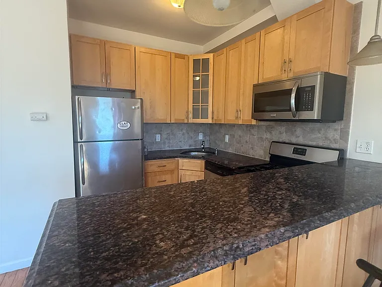 543 Central Ave #3 — Photo 7