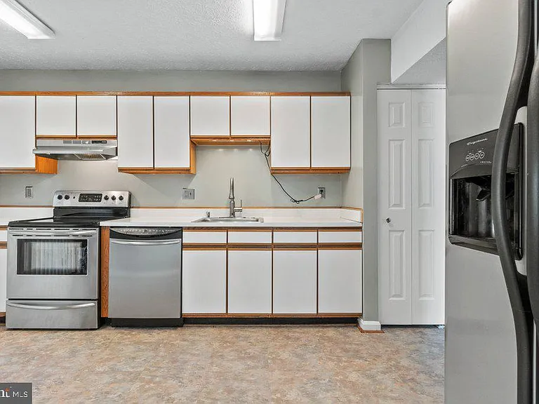 10477 Campus Way S — Photo 19