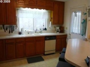 18500 SE Woodcock Ave, Milwaukie, OR 97267