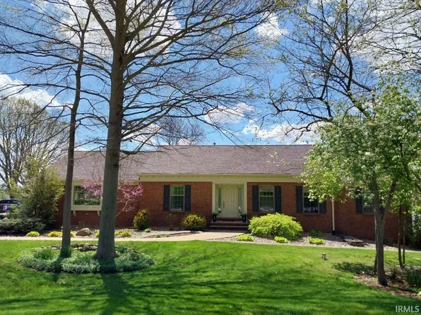 1502 Brookview Blvd, Kendallville, IN 46755