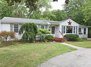 69 Cochran St, West Warwick, RI 02893