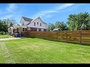 375 W Liberty St, Plymouth, MI 48170