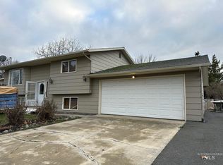 2320 Rolling Hills Dr, Clarkston, WA 99403