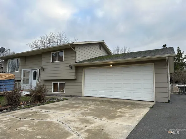 2320 Rolling Hills Dr, Clarkston, WA 99403