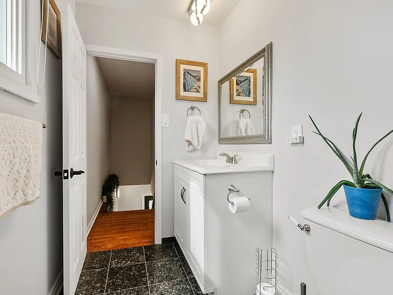 1902 Featherston Dr #1902 — Photo 44