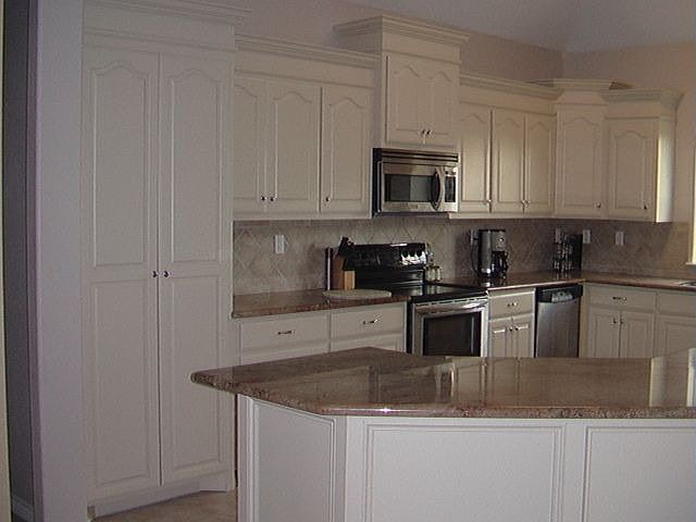 1st image of 260 Sarah Ln