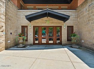 70 Railroad Pl #207, Saratoga Springs, NY 12866