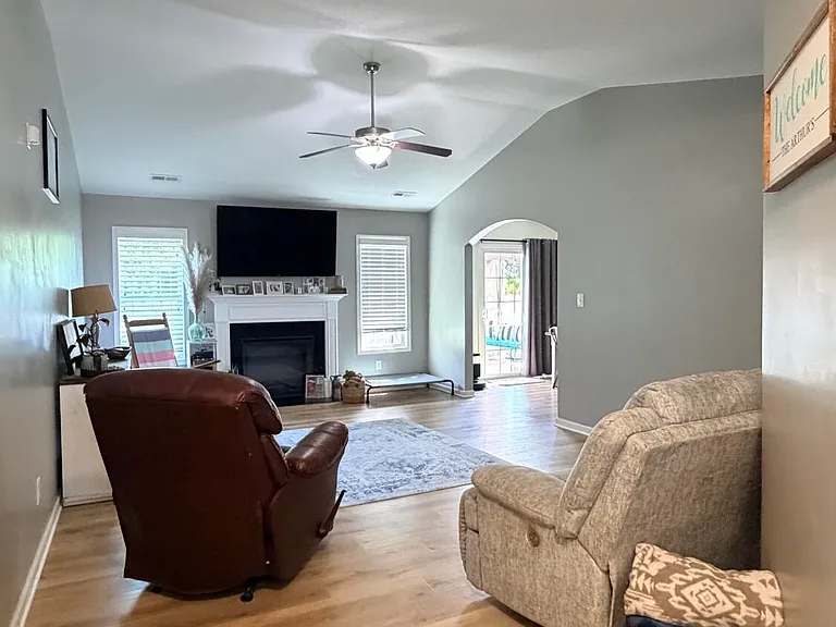129 Regatta Way — Photo 7