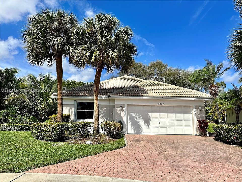 1st image of 12858 Hampton Lakes Cir