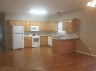 501 N 3rd St, Clinton, MO 64735