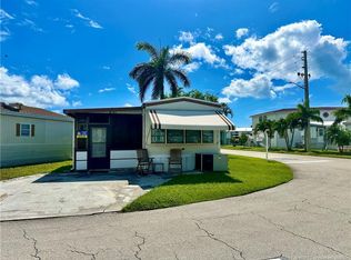 733 Nettles Blvd, Jensen Beach, FL 34957