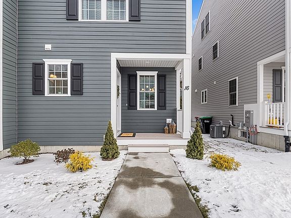 4th image of 7 Hill St #16
