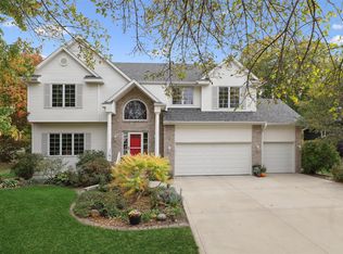 7746 Caldwell Cir, Johnston, IA 50131