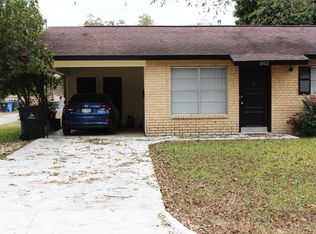 1002 Bartholomae St, Seguin, TX 78155