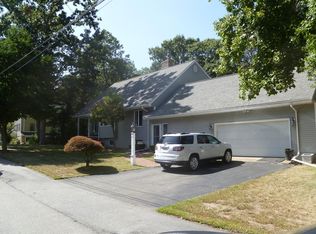 53 Springvale Cir, Weymouth, MA 02188