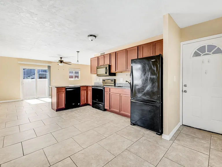 2550 Tulane Ave #107 — Photo 16