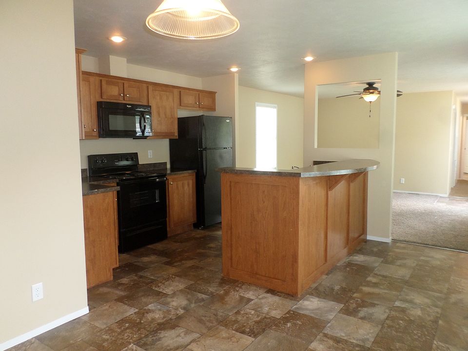 1st image of 1434 Everest Ln