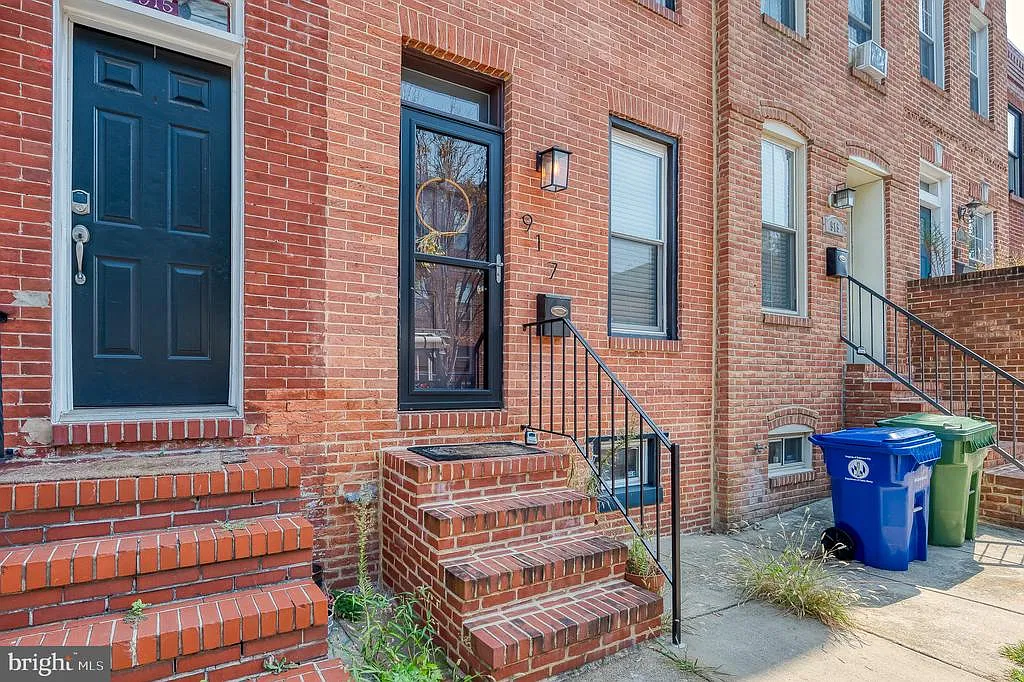 2 bed, 2.5 bath, 654 sqft, $2,400 — Photo 4
